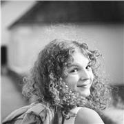 Cours de soutien scolaire, aide aux devoirs et approfondissement en français auprès d’élèves scolarisés de la primaire au collège